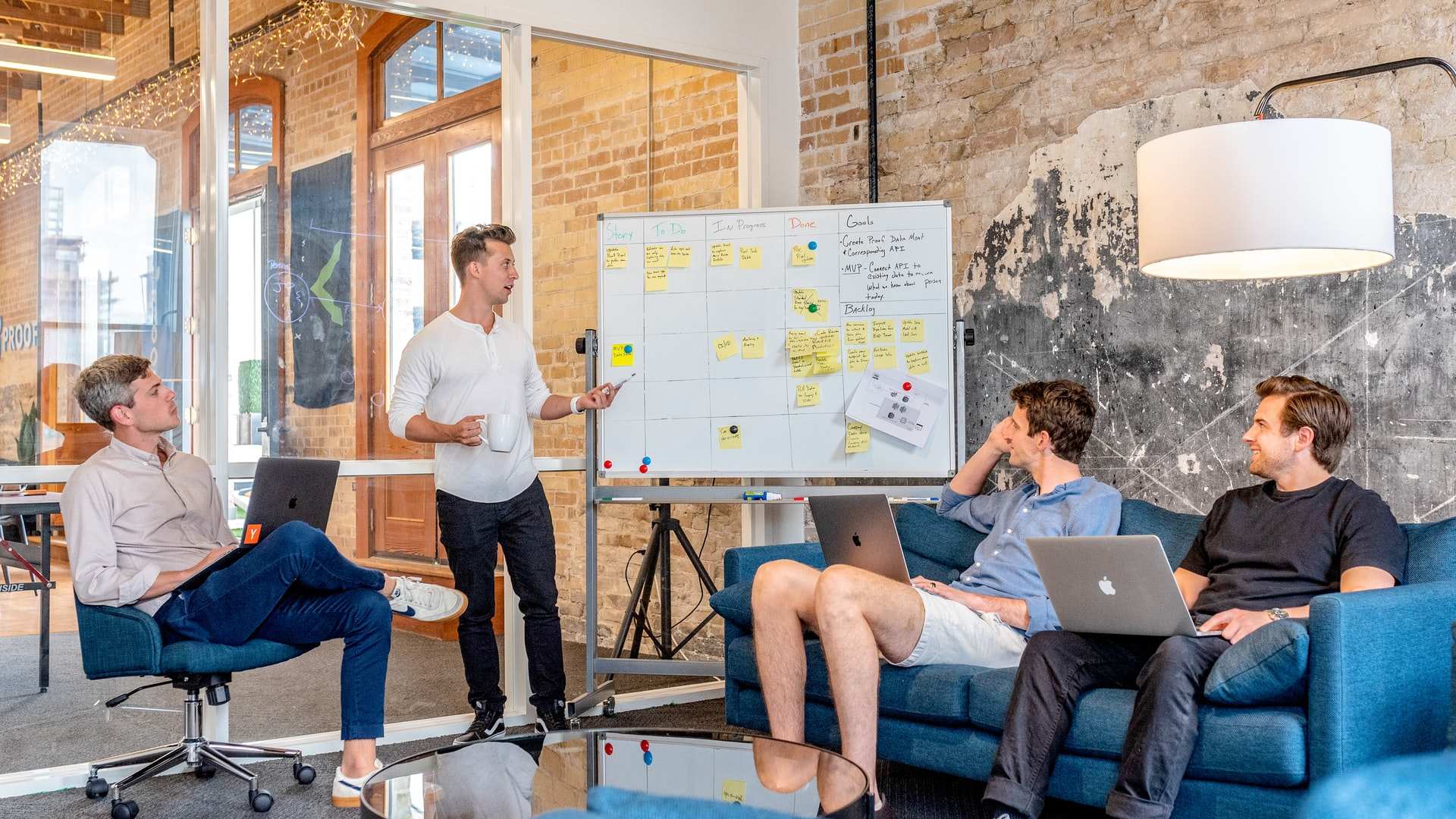 Most Experience People To Manage Funds